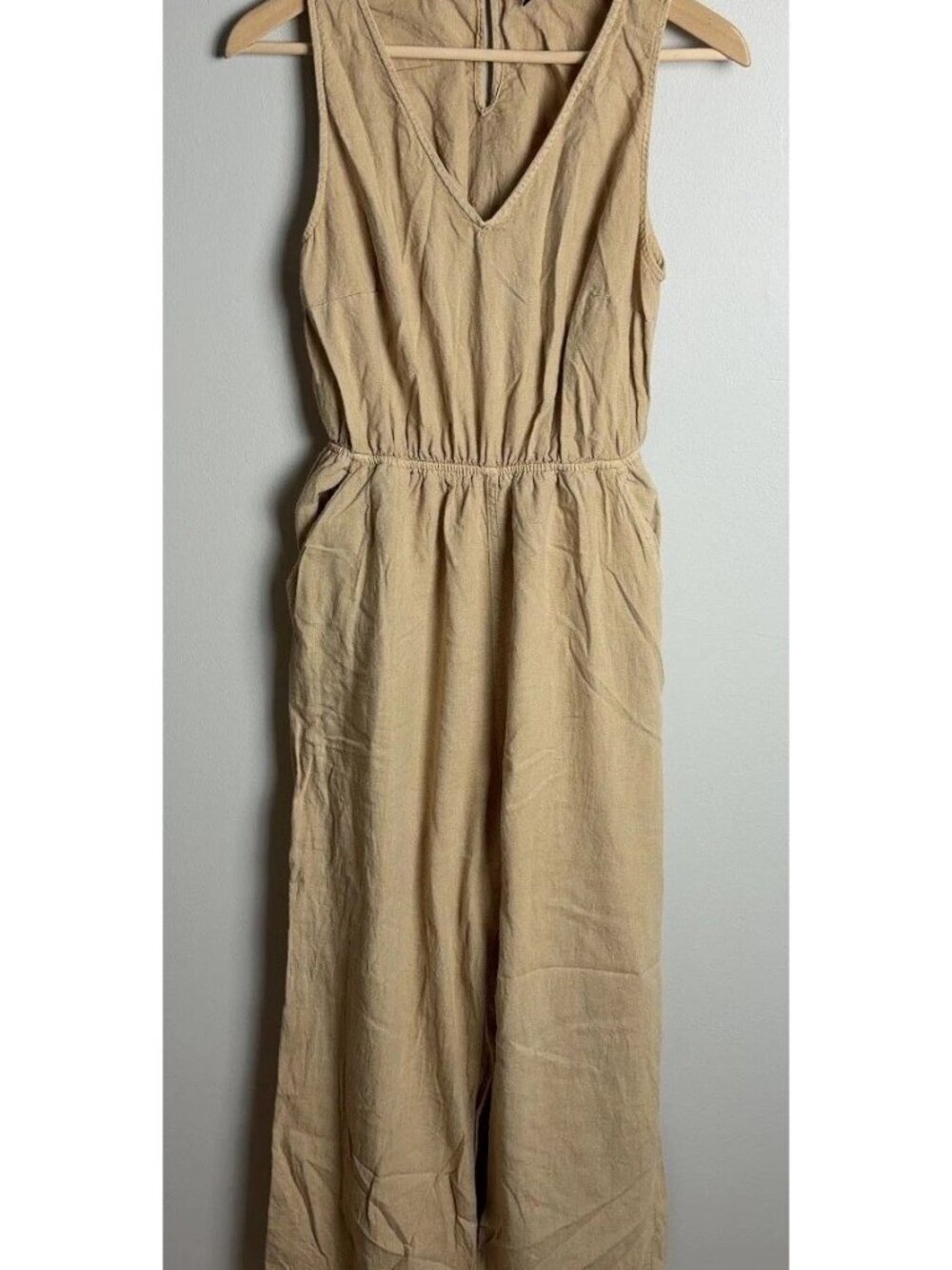 Universal Thread Tan Linen Blend Cutout Back Jumpsuit Size Medium Pockets Womens